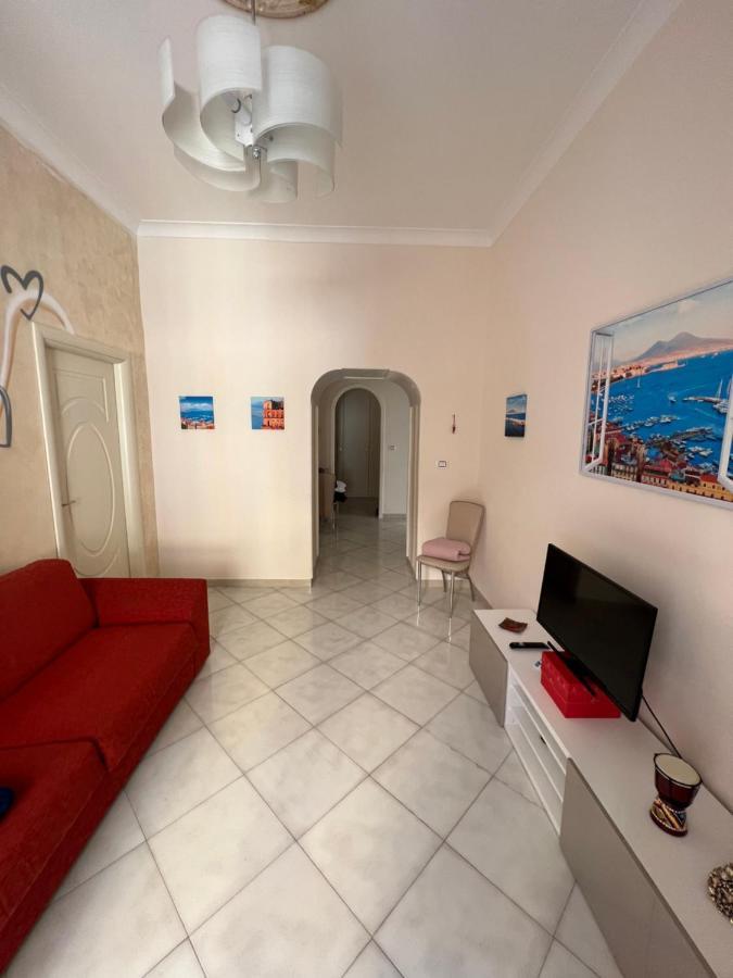 La Finestra Di Fronte Apartment Naples Exterior photo